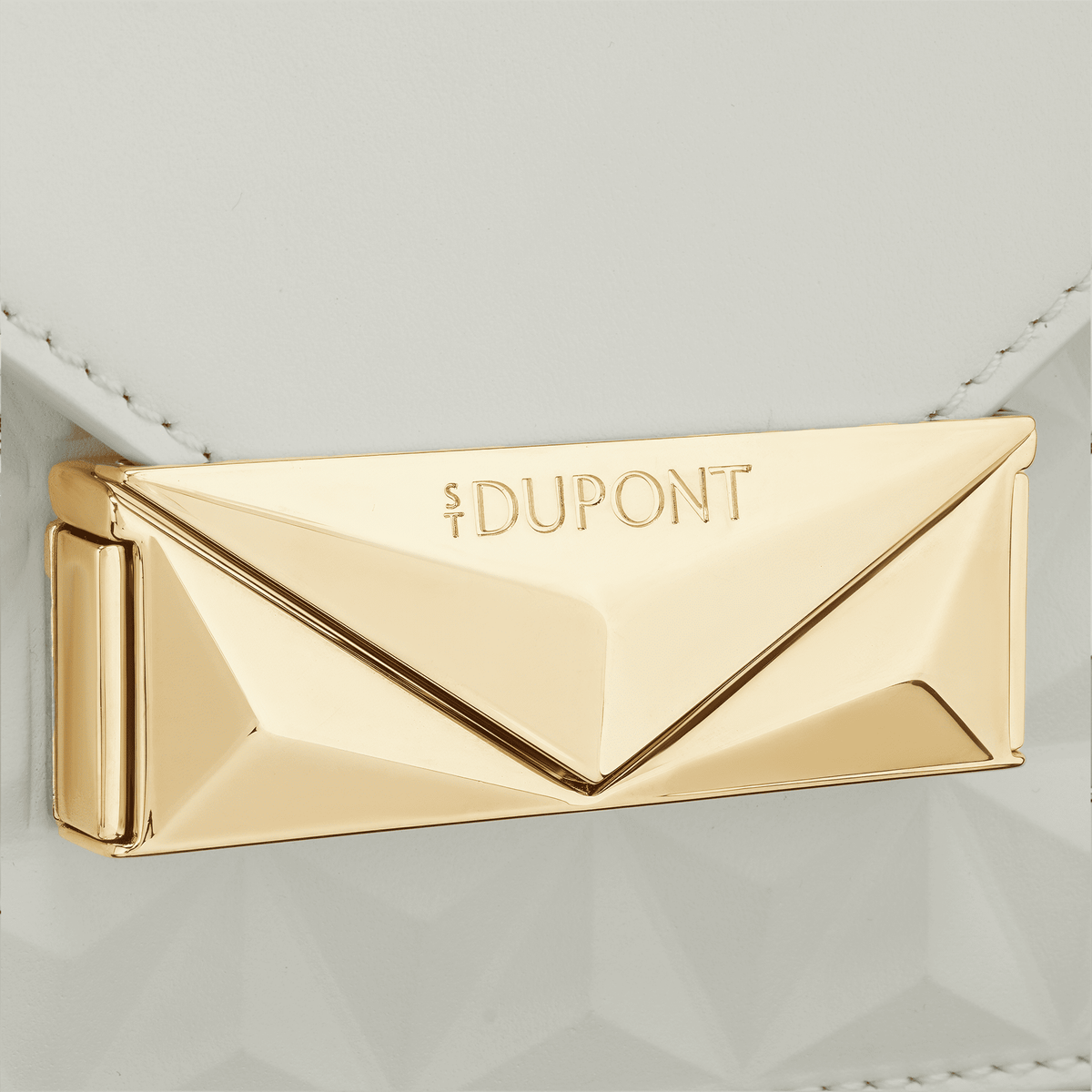 1AX191WH2 - STDUPONT - Hong Kong - Nano trunck - 4