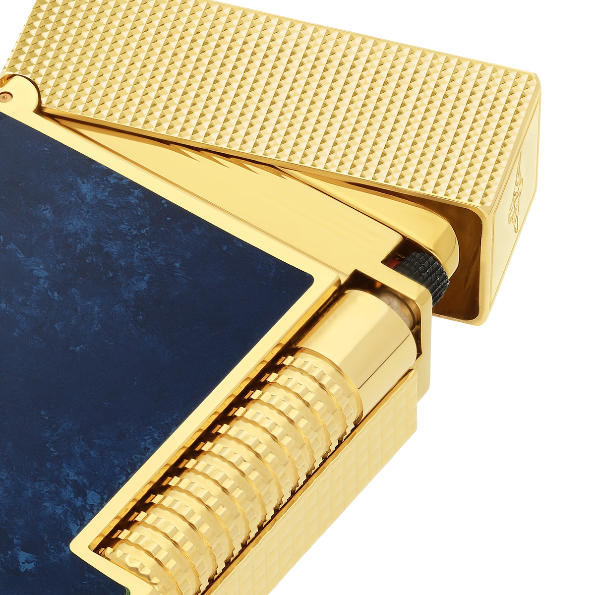 Lacquered lighter