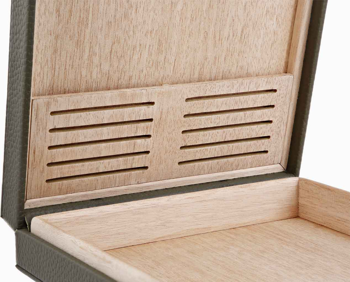 HUMIDOR 8 CIGARS